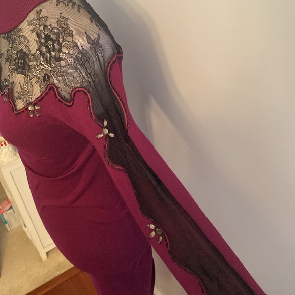 XS Venus  beaded dressss - Picture 4 of 12